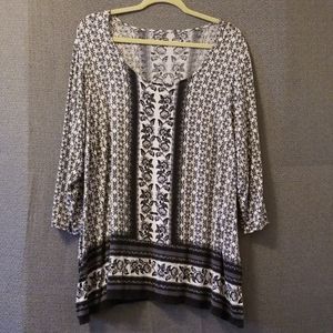Black and white tunic 2x